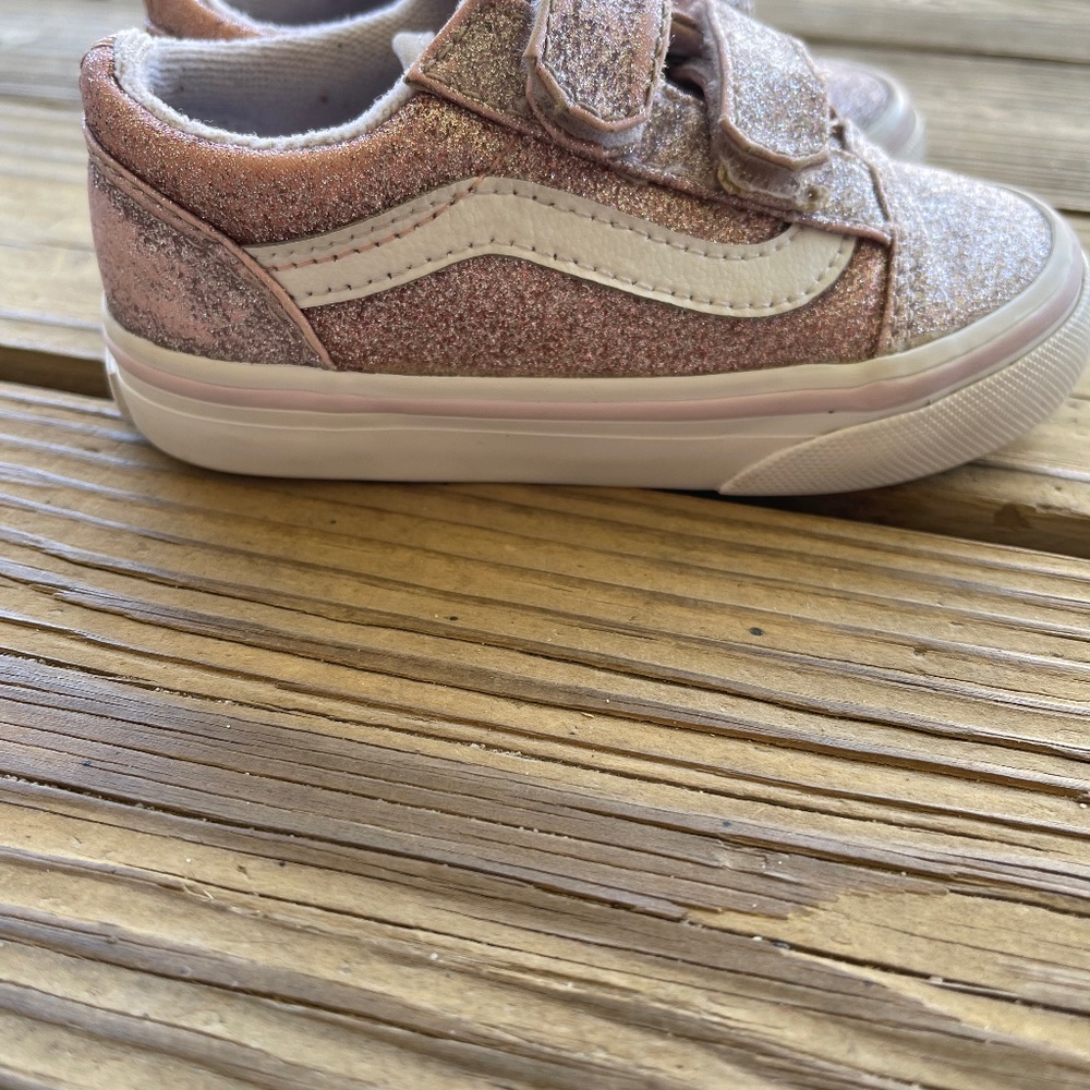 7c sparkly vans